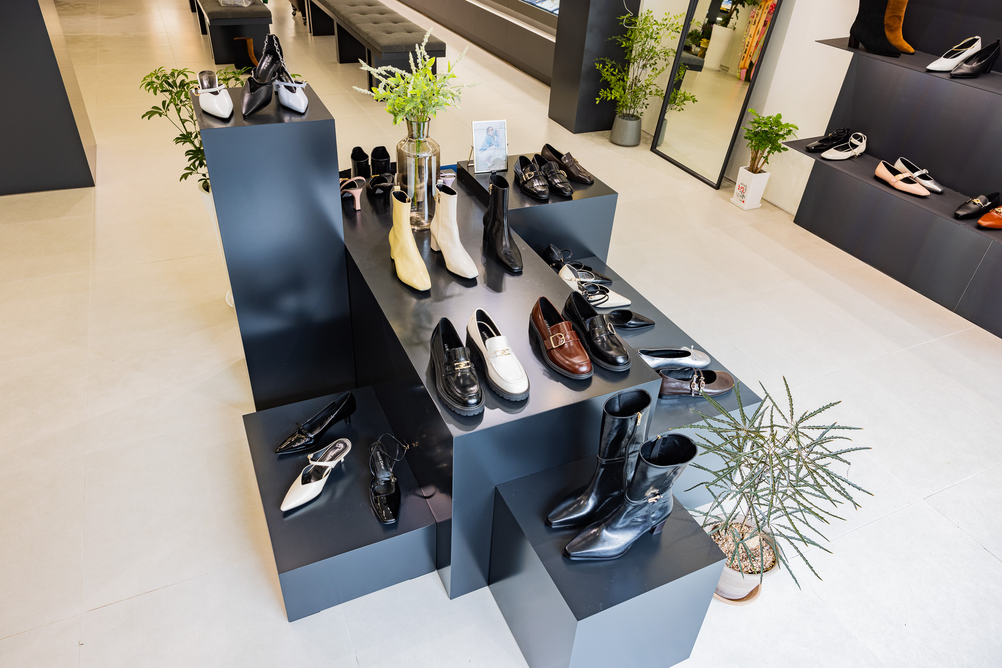 메이웰듀셋팅 신발가게