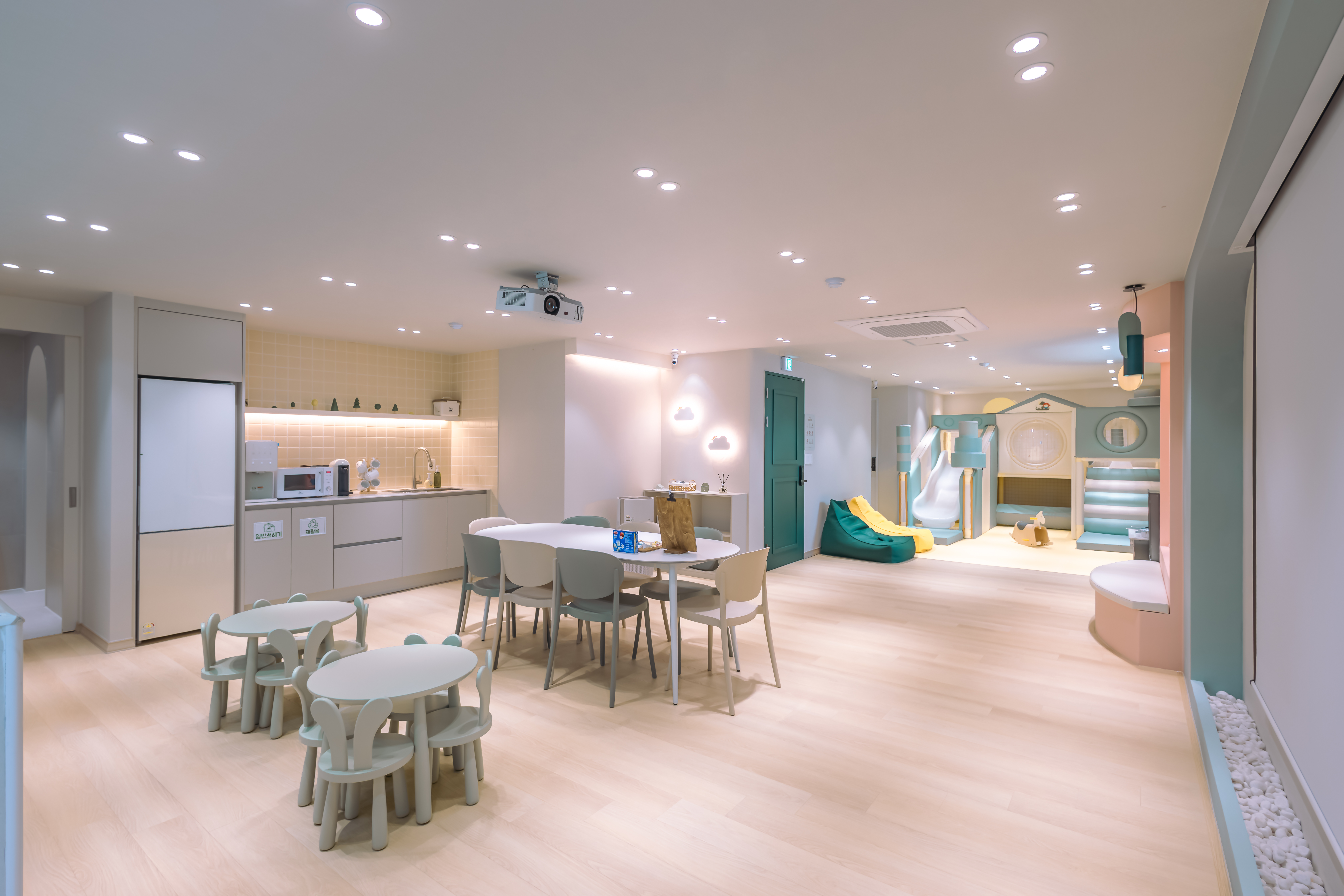 메리포레스트 마포점 키즈풀